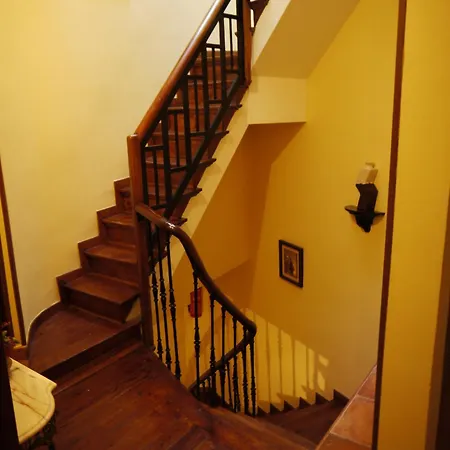 بيت ضيافة Casais 2*